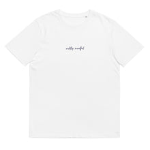 Load image into Gallery viewer, sustainable t shirt